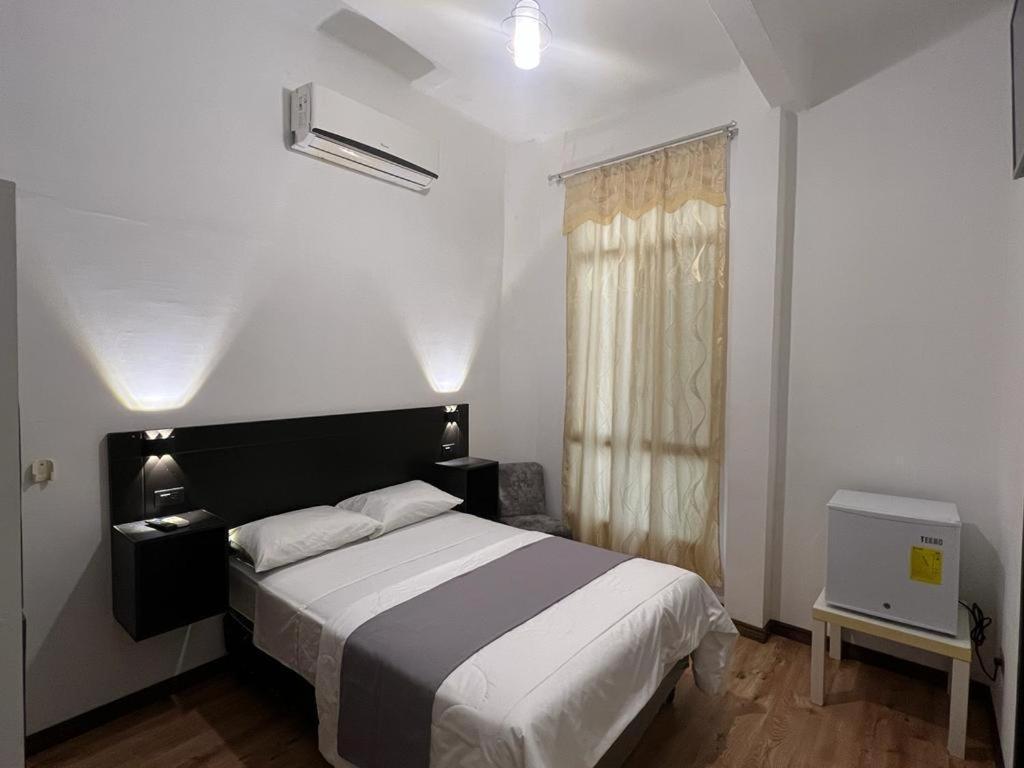 Hotel Perla Central 과야킬 외부 사진