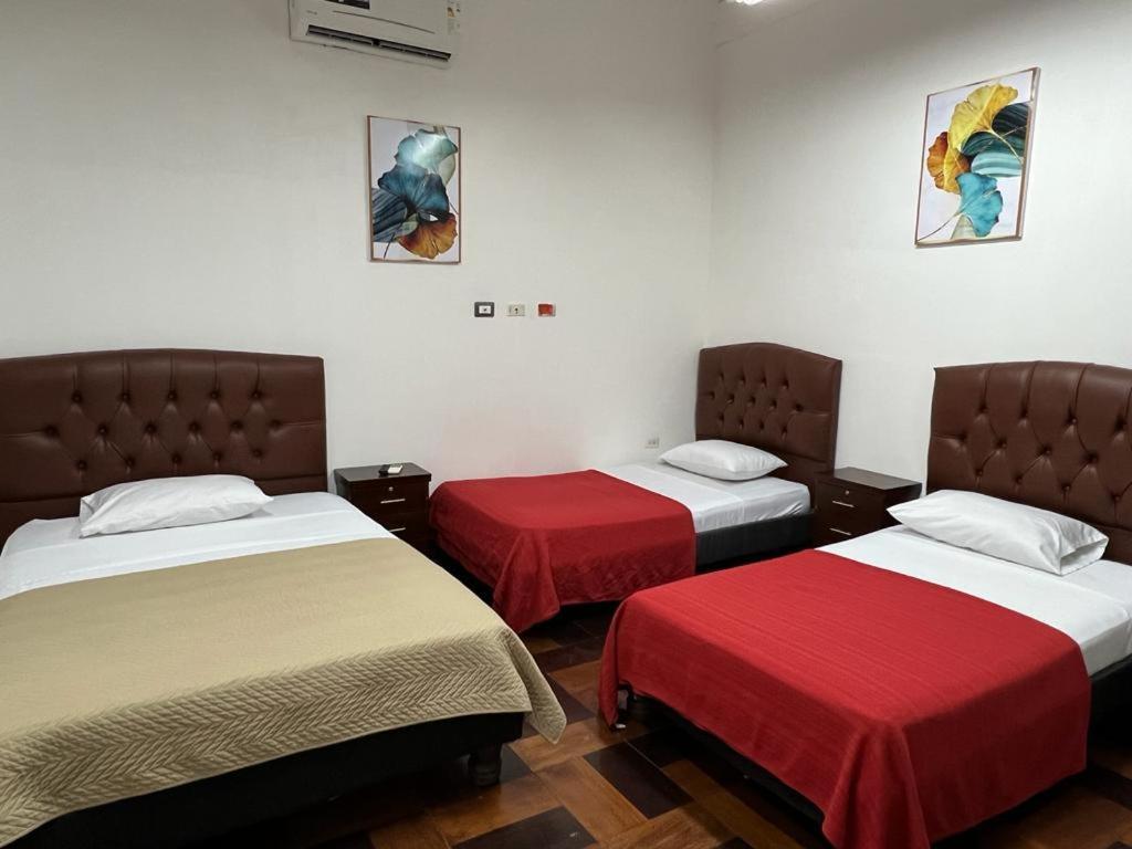 Hotel Perla Central 과야킬 외부 사진