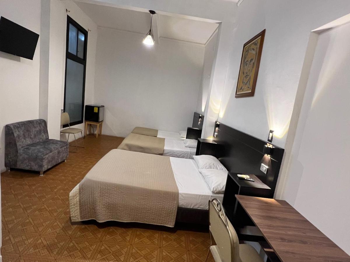 Hotel Perla Central 과야킬 외부 사진